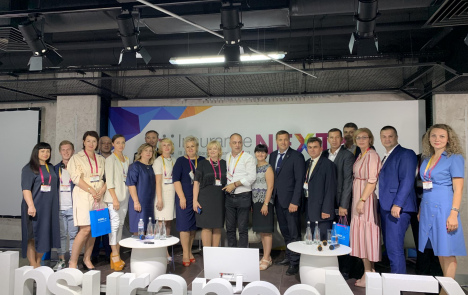 OUR TEAM OF THE BEST EMPOYEES AT THE INSURANCE CONFERENCE